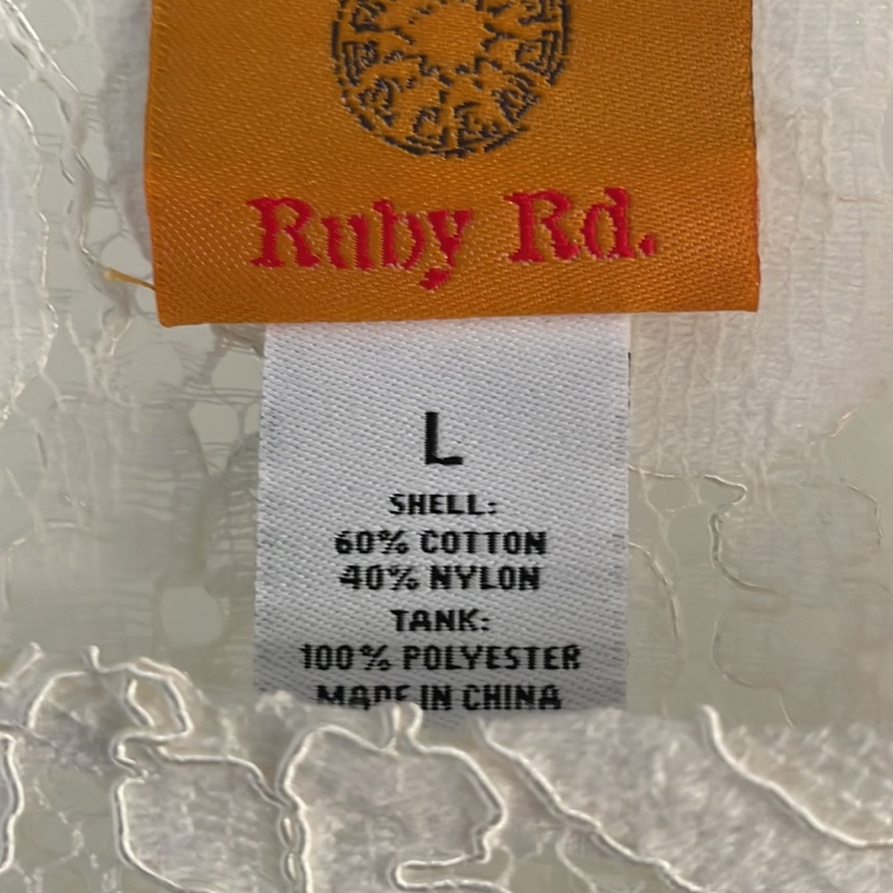 Ruby Red Lace Top - Picture 4 of 5
